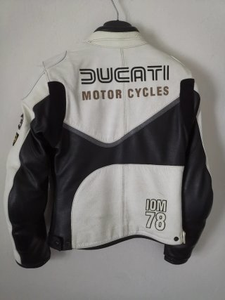 Chaqueta Ducati