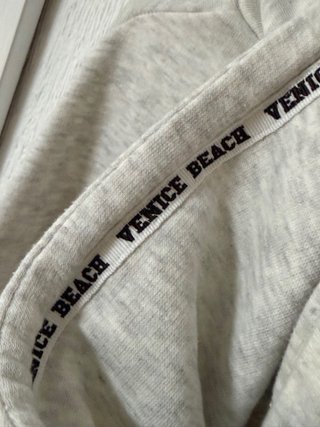 Sudadera corta gris oversize Bershka Venice Beach