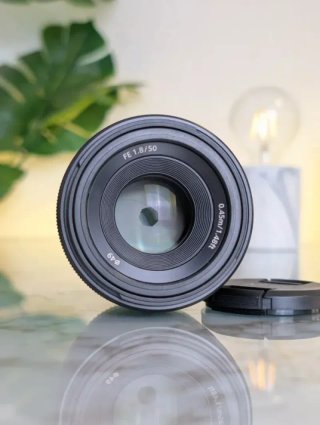 Sony FE 50mm f/1.8