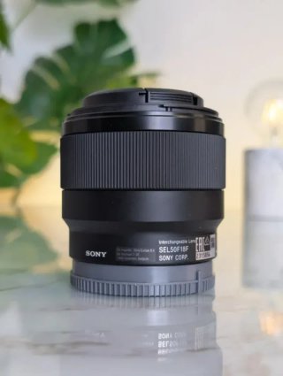 Sony FE 50mm f/1.8
