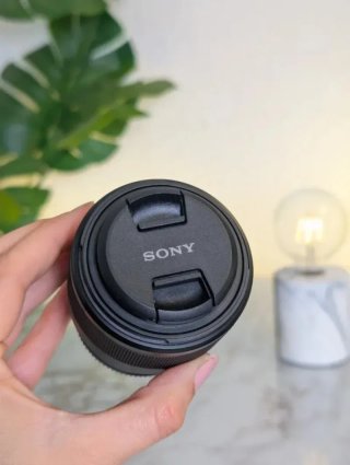 Sony FE 50mm f/1.8