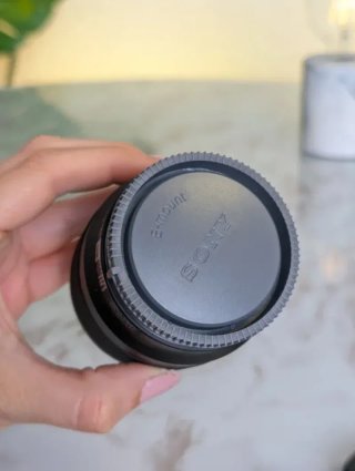 Sony FE 50mm f/1.8