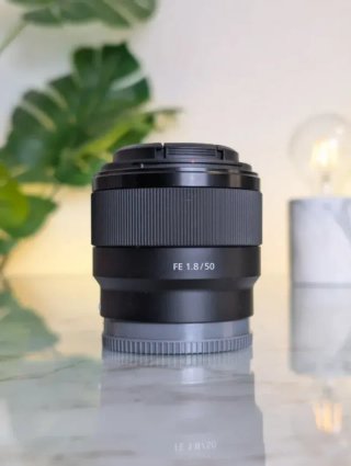 Sony FE 50mm f/1.8