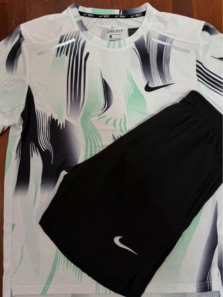 Conjunto Deportivo Nike Running Talla L