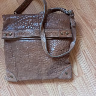 Bolso artesano marrón