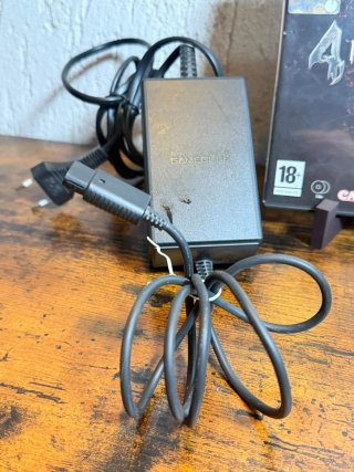 Console GAMECUBE RESIDENT EVIL 4 LIMITED EDITION