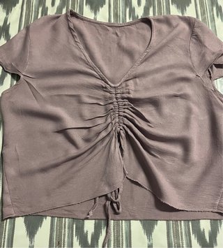 Blusa de verano con ojales