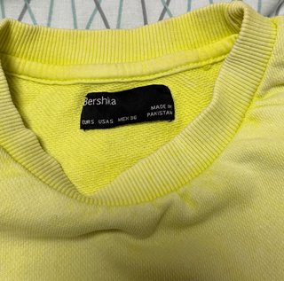 Camiseta amarilla Bershka manga larga
