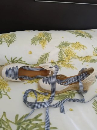 Zapatos Pitillos Talla 38 Beige