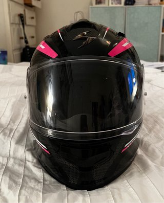 Casco Scorpion Exo 491 Negro y Rosa