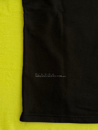 Sudadera Bershka manga corta capucha negra