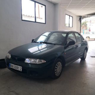 Mitsubishi Carisma AVERIADO