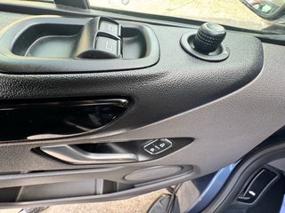 Ford Tourneo Custom 2022
