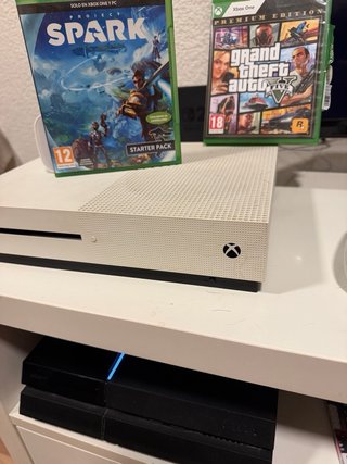 Consolas Xbox One S 2T y PS4 500GB