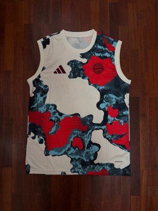Conjunto Adidas Bayern Múnich Talla L