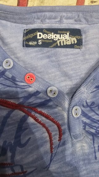 Camiseta Desigual Talla M Estampada