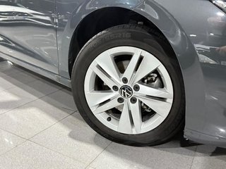 Volkswagen Golf Life 1.0 eTSI 81kW (110CV) DSG