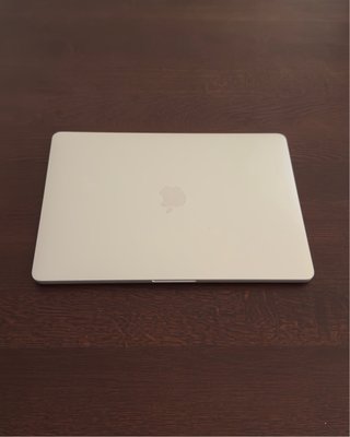 MacBook Pro 2017 i5 16gb 512ssd