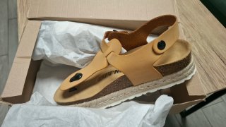 Sandalias Bayton piel color camel talla 38
