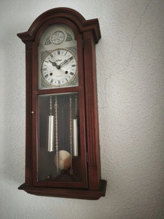 Reloj de pared de madera OTRAN