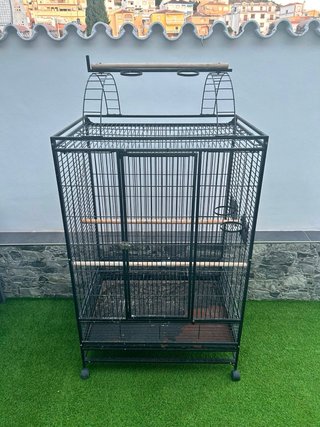 Jaula grande para loros y guacamayos