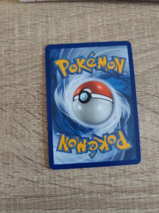Carta Pokémon Mandibuzz PS 120 Holográfica
