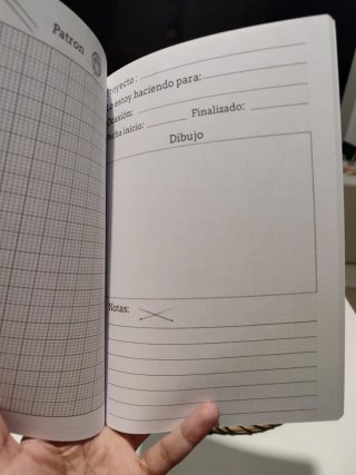 Cuaderno Cuando una Mujer teje, teje sus sueños Cu