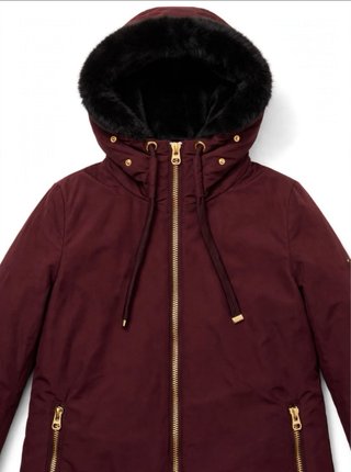 Abrigo Parka con capucha.Zara.Color Burdeos.TallaS