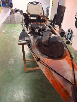Kayak de pedales Alboran FX2 con motor 3Li 2CV