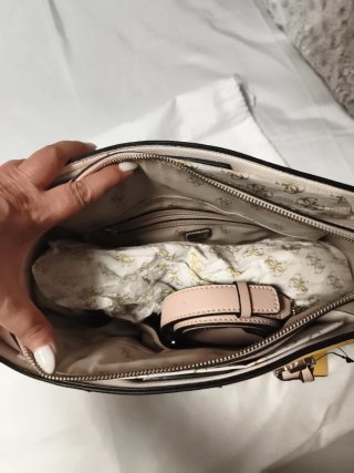 Bolso Guess Amarillo