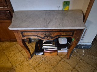 Mesa antigua madera y mármol