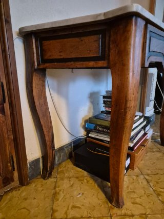 Mesa antigua madera y mármol