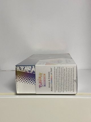 Colección Pokémon Prismatic Evolutions