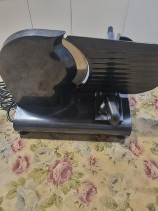 Affettatrice elettrica Johnson modello Samurai