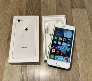 iPhone 8 Silver 64GB