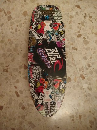Patinete Retro Graffiti Cola Cao