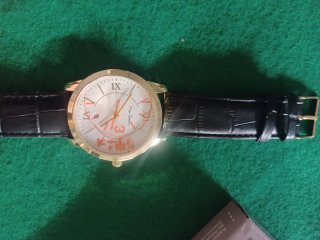 Orologio Pierre Cardin oro e nero
