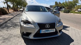 Lexus IS 300h 2014