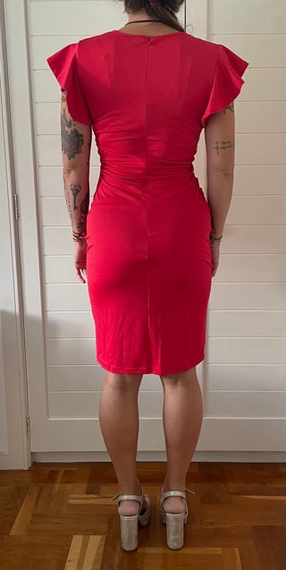 Vestido rojo con volantes