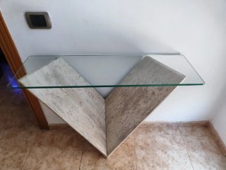 Mesa de entrada cristal y piedra