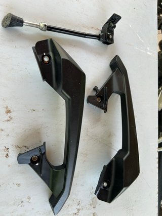 Asideros Honda ADV Negro