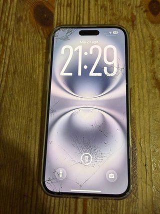 iPhone 16 plus (SE ACEPTAN CAMBIOS)