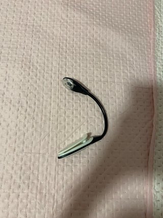 Lámpara de lectura LED con pinza