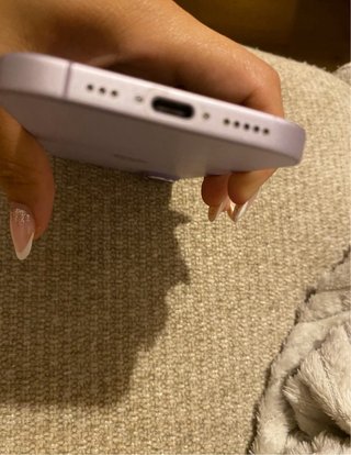 iPhone 17Morado