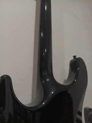 Schecter C1 Hellraiser Diamond Series Negra