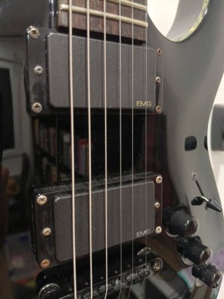 Schecter C1 Hellraiser Diamond Series Negra