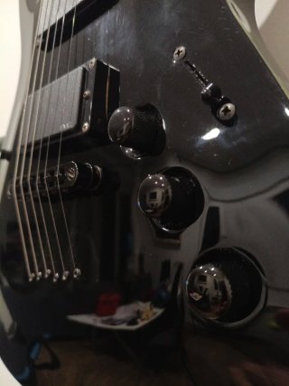 Schecter C1 Hellraiser Diamond Series Negra