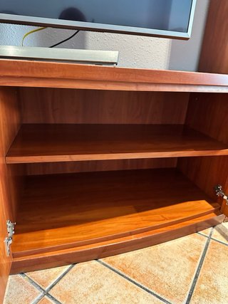 Mueble TV madera maciza y cristal