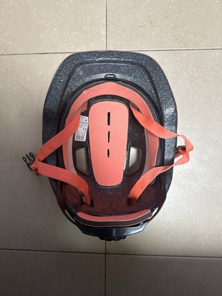 Casco Btwin para niñas