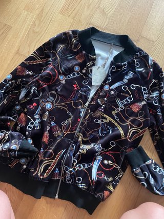 Chaqueta Bomber Estampada